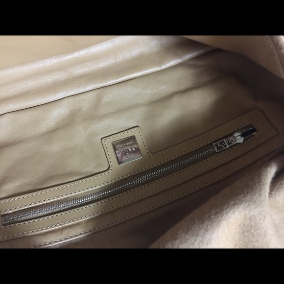 FENDI AUTHENTIC BEIGE BAG. ***SOLD*** - Picture 5 of 6